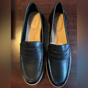 Sperry Women’s Penny Loafer. Size 8.5. Black. New w/o tags.